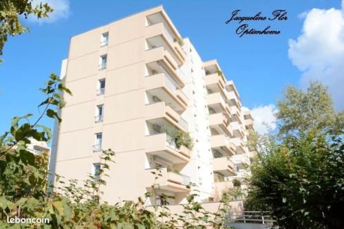 Location T4 85M² - Location saisonnière - Lyon