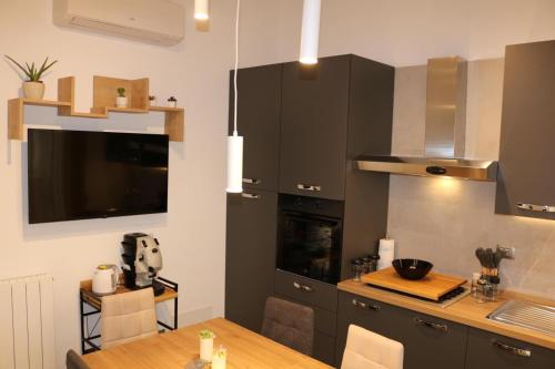 ALLUMARO HOUSE 3