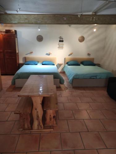 Chambre atypique : La Grotte in Bez-et-Esparon
