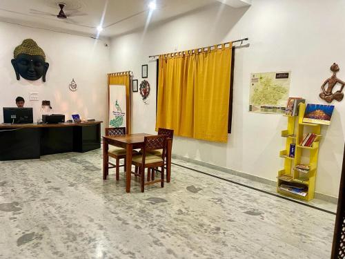 大厅, 克久拉霍拉科库玛豪华家庭旅馆 (La Curcuma Luxury Homestay, Khajuraho) in 卡修拉荷