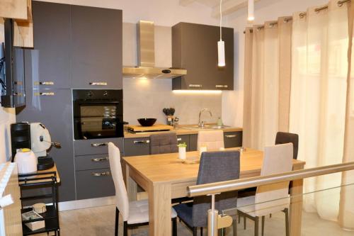 ALLUMARO HOUSE 2