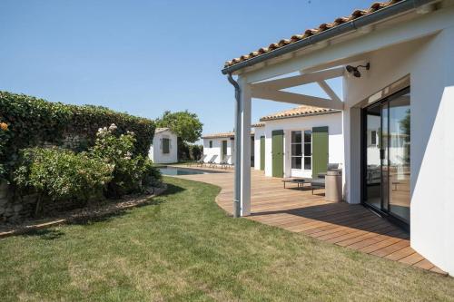 Maison d'architecte familiale avec piscine chauffée au calme