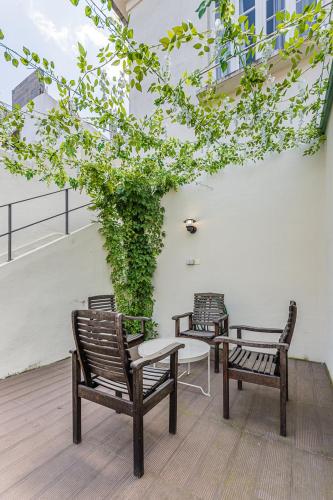 GuestReady - Costa Cabral Guesthouse - image 5