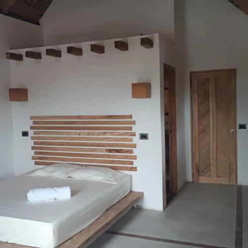 Sleeps 4