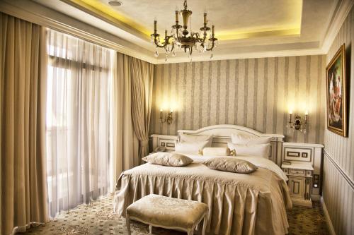 54227745 Multi Grand Pharaon Hotel