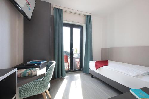 1 twin bed