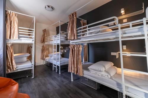 Venture Hostel - image 14