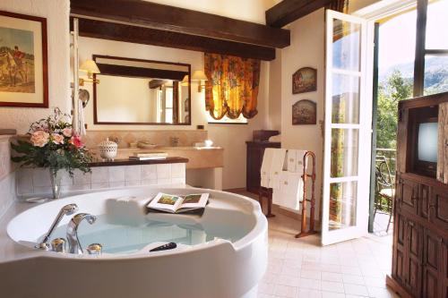 La Meridiana Relais & Chateaux - image 4