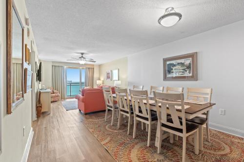 Bahama Sands PH3 - Oceanfront - Crescent Beach Section in Myrtle Beach, USA