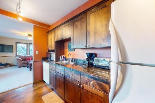 Basking in Breckenridge Brilliance in Breckenridge (CO)