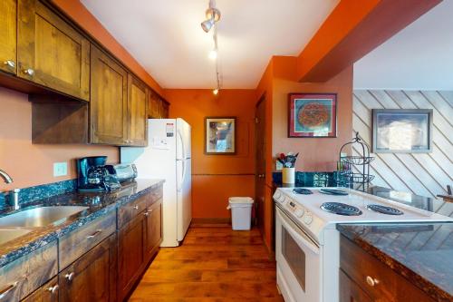 Basking in Breckenridge Brilliance in Breckenridge (CO)