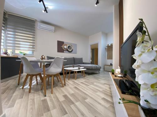 Central Cozy Apartment, Tirana (photo 6)