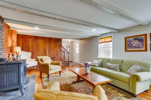 Historic Farmhouse in Layton w/ Deck! in Bushkill (PA)