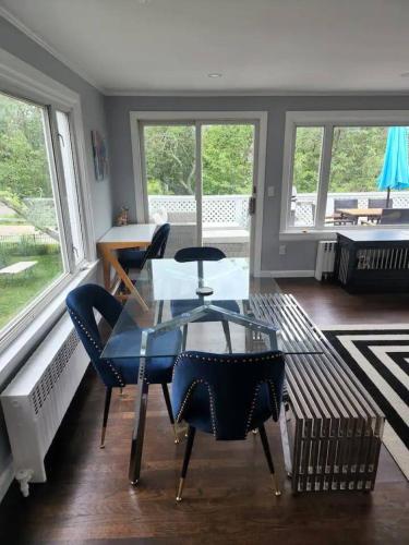 Middletown Modern Apartment - RIBryan Property in Middletown, USA