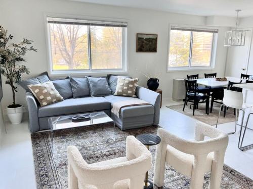 Crystal City Boutique Flats 2BR - Free Parking 2878 in Arlington, USA
