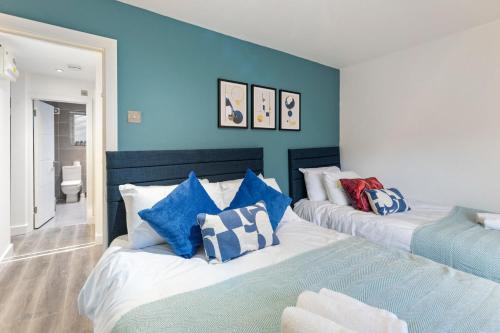 Diamond Suite Camden Town 3 Bedroom Sleeps 11