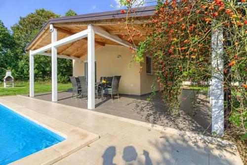 Ferienhaus mit Privatpool für 6 Personen ca 80 qm in Valtura, Istrien Südküste von Istrien, Pola (Pula) (foto 8)