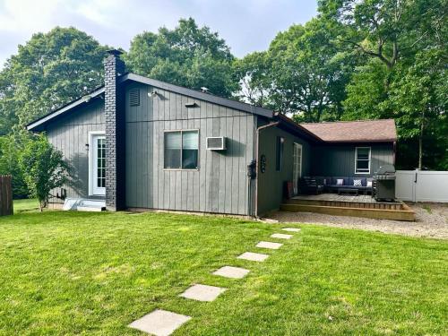 Cousy Summer Home in East Hampton with private pool