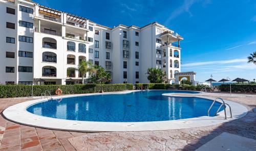 Apartment with Sea View image 3