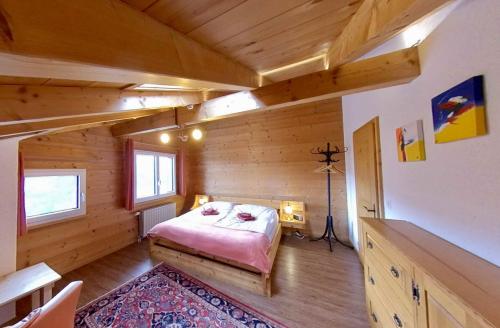 Ferienhaus Maliet - Spacious Holiday Home with Mountain view in Luzein