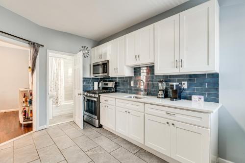 Updated Linden Home Visit NYC and Newark! in ليندن / نيوجيرسي