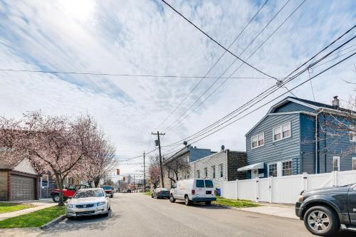 Updated Linden Home Visit NYC and Newark! in ليندن / نيوجيرسي