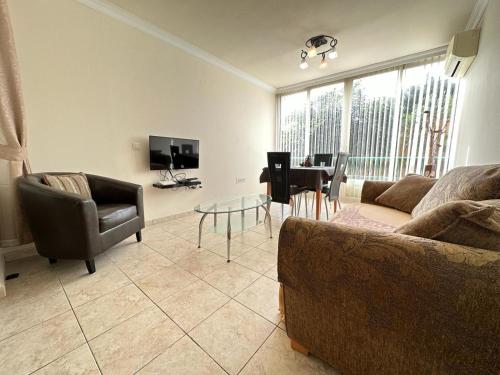 Firstline apartment Los Cristianos - Tap to explore photos