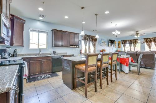 Furnished Patio! Retreat 12 Mi to Dtwn Phoenix in Laveen