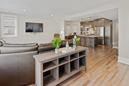 Steps from the Beach Spacious Modern 4BR 2BA Apt in Atlantic City, USA