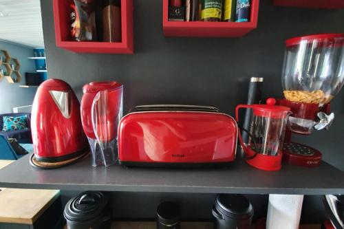 Kitchen, T2 Cubano Montpellier Parking Proche Plages in Parc Marianne