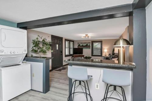 Homey 4BR in Earlewood, Columbia (fotografie 10)