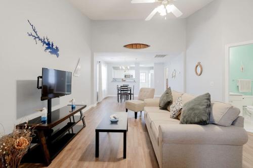 On Lake Time - Lake Murray