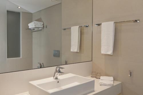 Chambre double, deluxe, vue sur la piscine