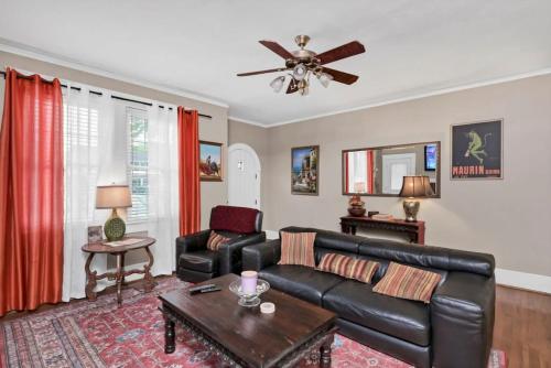 3BR Brick Cottage-Mins to USC in West Columbia, USA