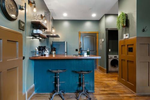 Watson - The Vestry on Read in Columbia, USA