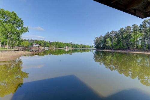 Lake Wateree Family Retreat