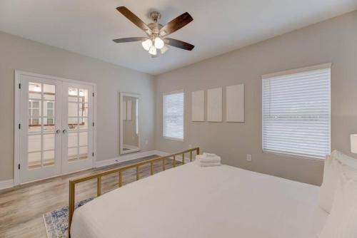 Cayce Sister Houses-Sleeps 14