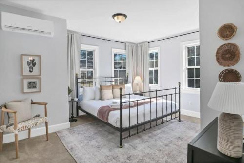 Carter Main Home and Guest Unit in Columbia, USA