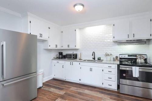 Carter Main Home and Guest Unit in Columbia, USA