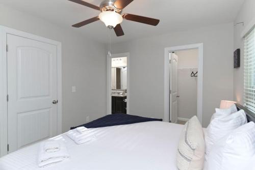 Fresh New Townhome - Sleeps 6