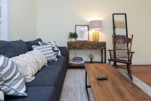 Cozy 2BR Home Near Ft Jackson in Columbia, USA