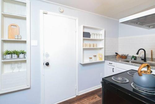 Carter Street Guest Suite in Columbia, USA