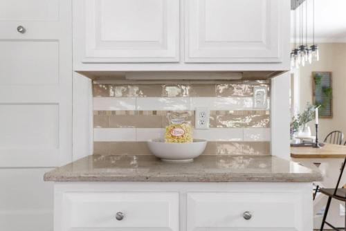 Lush 4BR on Lincoln in Columbia, USA