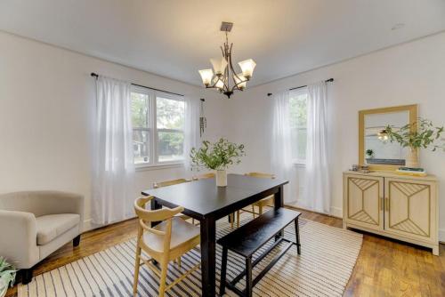Trendy 3BR Bungalow in Columbia, USA