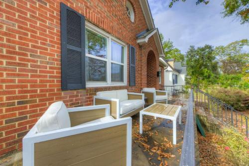 Trendy 3BR Bungalow in Columbia, USA