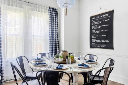 บริการและสิ่งอำนวยความสะดวก, Urban Farmhouse-Sleeps 8 in เวสต์ โคลัมเบีย (SC)