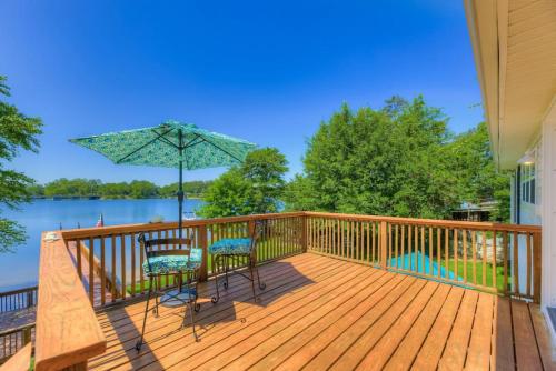 Luxurious Stay on Lake Murray in Lake Murray Shores, USA