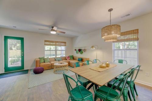 บริการและสิ่งอำนวยความสะดวก, A Sunny Stylish 4BR 3BA in เวสต์ โคลัมเบีย (SC)