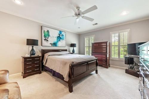 Luxury Private Home Near USC in Columbia, USA