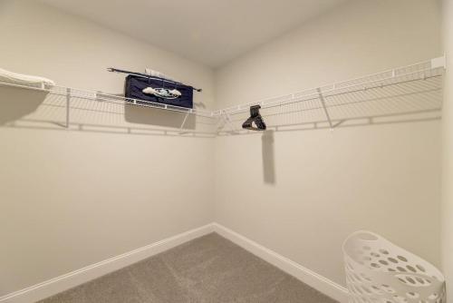 Bywood Drive Beauty 3BR in Columbia, USA